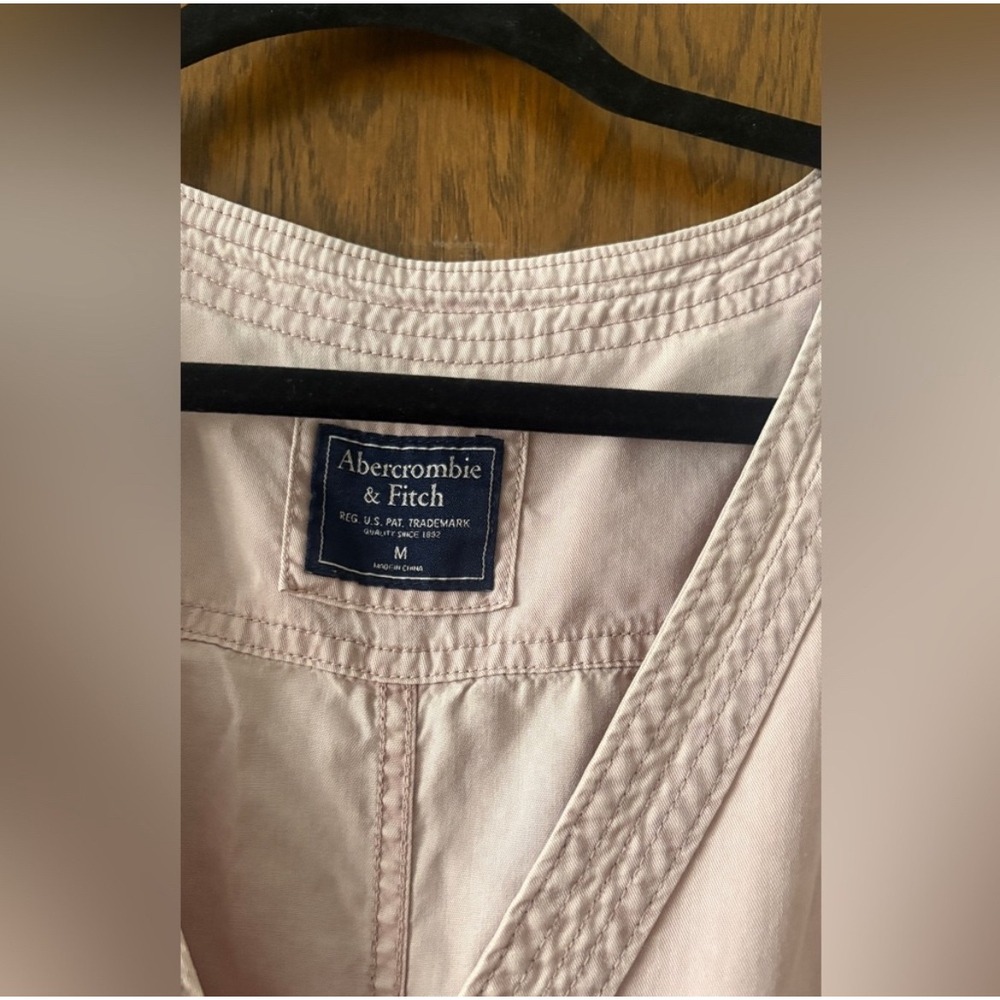 Abercrombie & Fitch Womens Jumpsuit Pink V-Neck Short Sleeve Belted Casual - Picture 2 of 10
